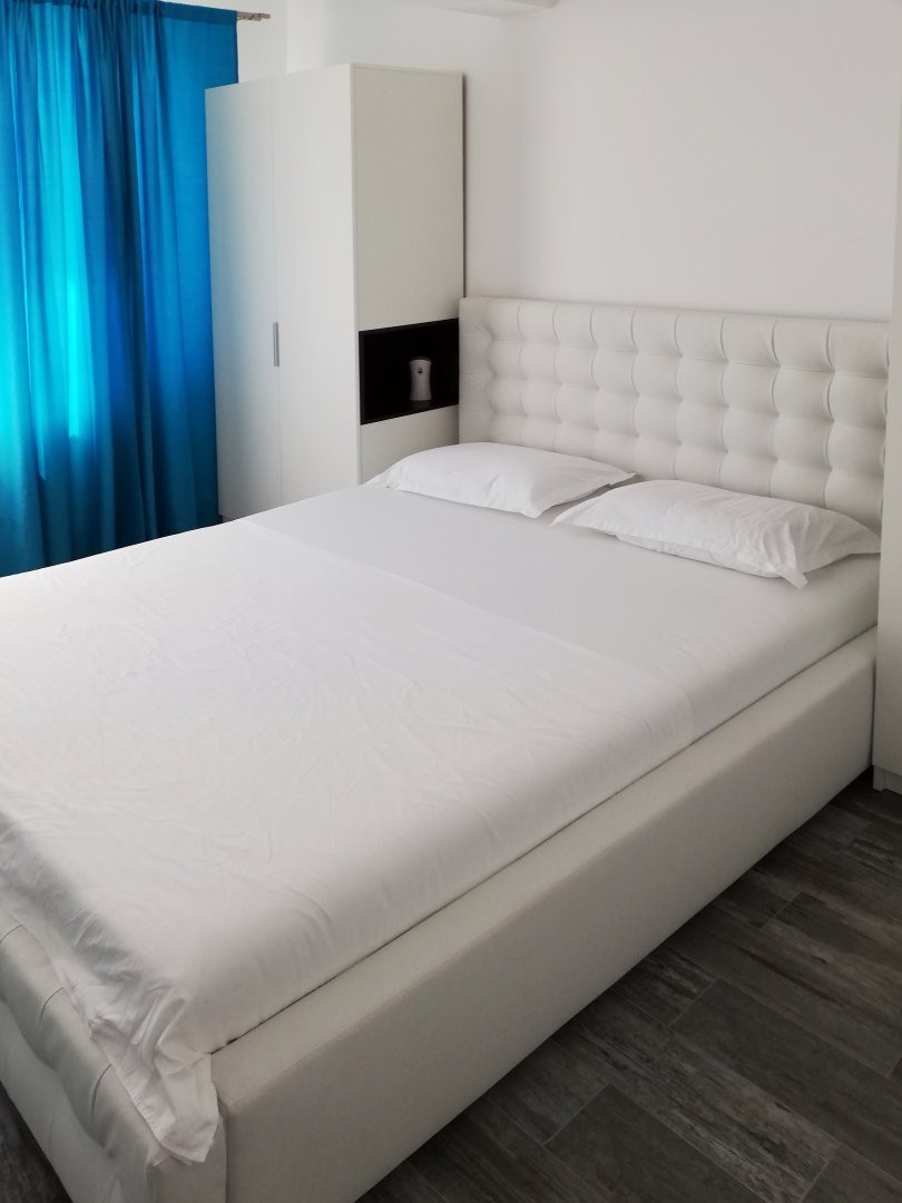 CADRU 10 CM ,TAPITERIE PIELE ECOLOGICA ALBA